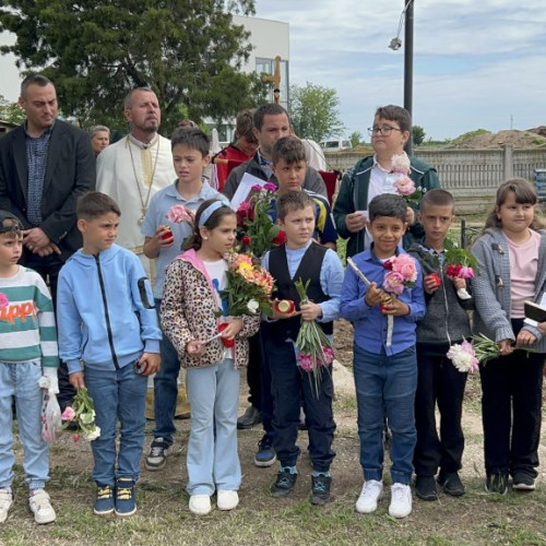 Ceremonie emoționantă de Ziua Eroilor în comuna Didesti