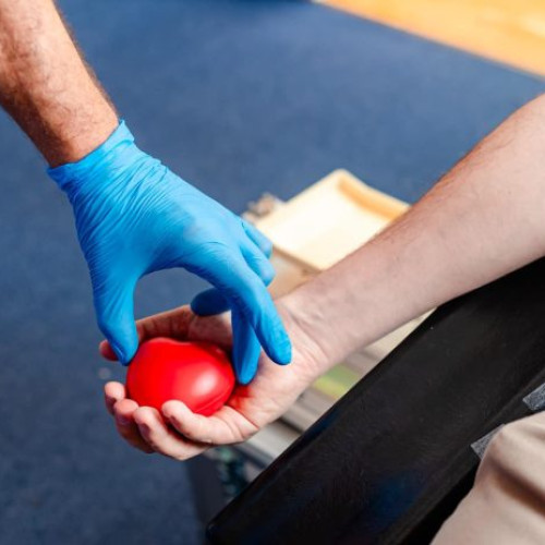 Eveniment caritabil pentru persoanele cu hemofilie în Parc Izvor