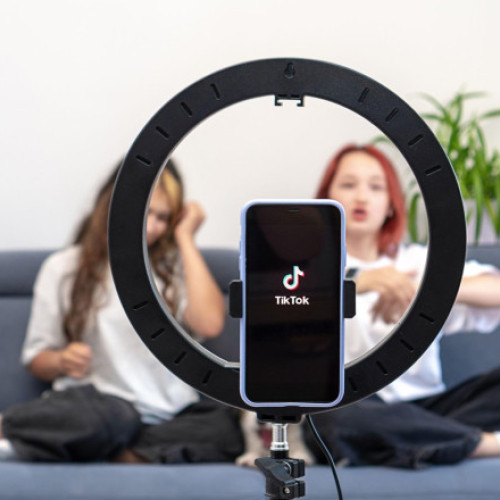 TikTok interzice hashtag-ul #Skinnytok din cauza conținutului nesănătos