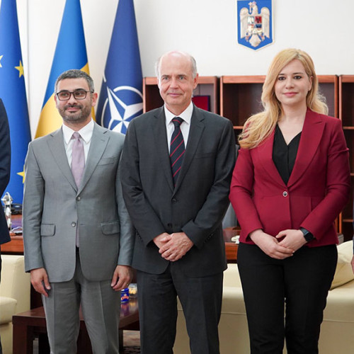 Ambasadorul Republicii Cehe în România a efectuat o vizită oficială în Parlament