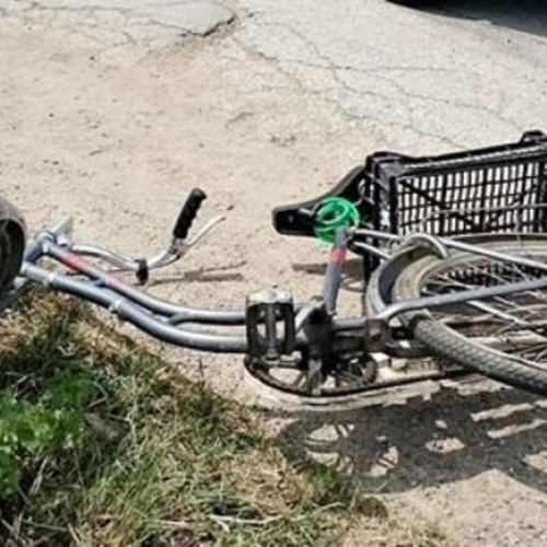 Accident rutier în Timișoara: o biciclista a fost lovită pe strada Ovidiu Cotrus
