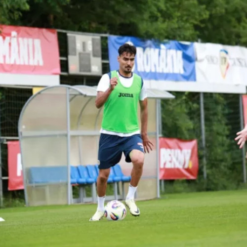 Stefan Baiaram, fotbalistul echipei naționale de tineret a României, a părăsit cantonamentul din Austria din cauza unei accidentări și va rata participarea la Campionatul European U21, care va avea loc în Slovacia între 11 și 28 iunie. Potrivit site-ului oficial al Federației Române de Fotbal, jucătorul de la Universitatea Craiova s-a întors acasă înaintea meciului amical împotriva Georgiei, programat în această seară, după ce a acuzat probleme medicale încă de la începerea stagiului de pregătire.
