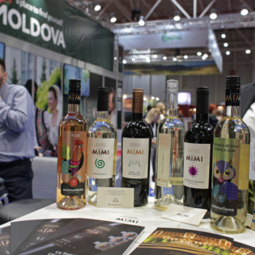 Nicușor Dan a promulgat legea privind celebrarea zilei naționale a gastronomiei și vinului românesc