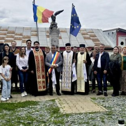 Primarul din Ciorogarla aduce un omagiu eroilor la Monumentul Eroilor