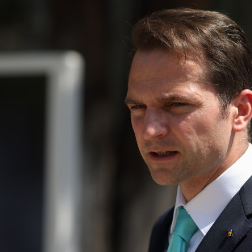 Românii cu venituri mici vor beneficia de sprijin pentru plata facturilor la energie începând cu 1 iulie