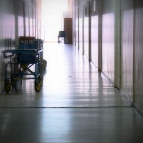 Stenograme din dosarul mortilor suspecte de la spitalul Pantelimon ridică suspiciuni de concurs între cadrele medicale din secția ATI, potrivit informațiilor citate de digi24.ro. Procurorii acuză că unii medici ar fi redus intenționat doza de noradrenalină, o substanță esențială pentru stabilizarea pacientului, ceea ce ar fi dus la moartea acestora în câteva ore, iar în unele cazuri, au dat ordin ca aceștia să nu fie resuscitați.