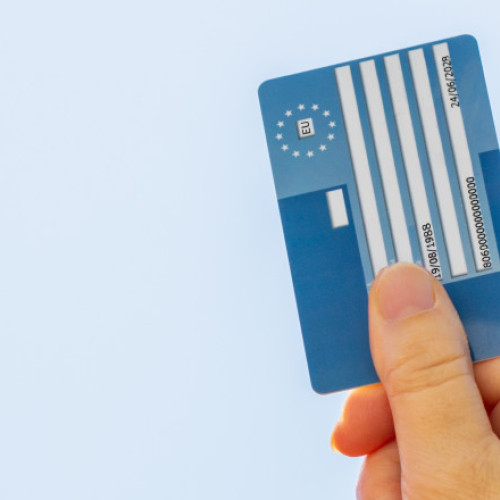 Ce este cardul european de asigurări sociale de sănătate și cum te ajută în străinătate