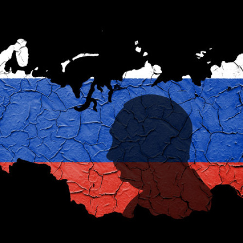 Rusia continuă să suporte impactul războiului și să își mențină economia, în timp ce conflictul din Ucraina persistă fără o soluție clară în perspectivă. Potrivit digi24.ro, sancțiunile occidentale și pierderea piețelor externe au afectat anumite industrii, dar economie rusă a fost surprinzător de rezistentă, beneficiind de rezerve financiare acumulare înainte de 2022 și de înlocuirea companiilor occidentale cu cele interne.