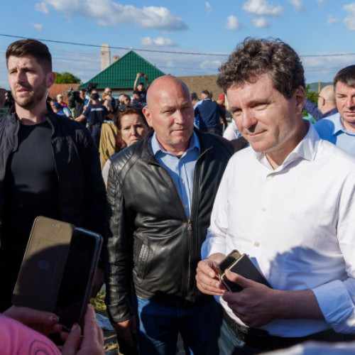 Nicușor Dan vorbește despre importanța educației geografice în fața provocărilor mediului la 150 de ani de la înființarea Societății de Geografie din România