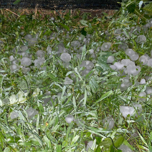 Cod roșu de furtuni și grindină de mari dimensiuni în Maramureș și Bistrița-Năsăud