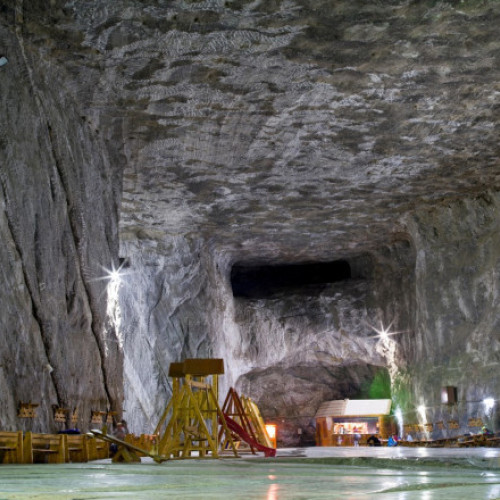 experti români și străini propun o soluție inovatoare pentru devierea paraului Corund la salina Praid