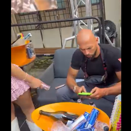 exclusiv: Tristan Tate, surprins la o petrecere la muzeul din sibiu după incidentul rutier