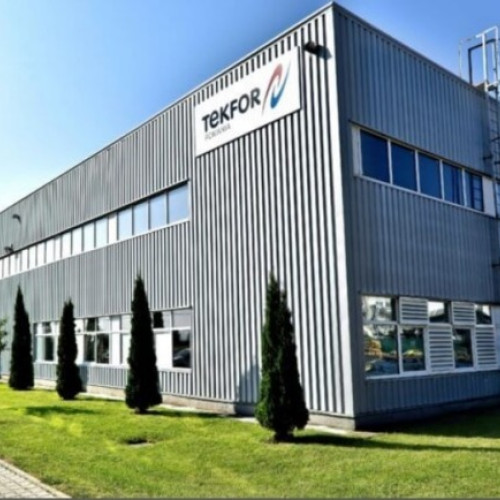 fabrica germană tekfor din brașov se închide