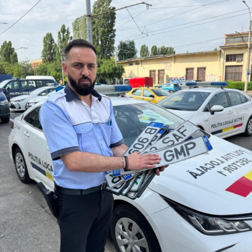 Zeci de soferi din București și-au pierdut plăcuțele de înmatriculare din cauza furtunii