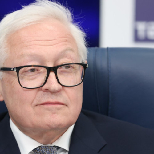 Russia se oferă să ajute Iranul în transformarea materialelor nucleare în combustibil