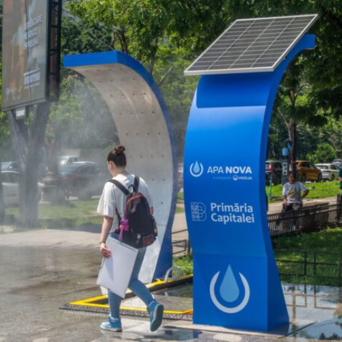Primaria București, împreună cu Apa Nova București, lansează un proiect pentru răcorirea orasului în timpul verii. În cadrul acestuia, vor fi instalate șase dispozitive moderne de răcire, care vor ajuta oamenii să se răcorească în zonele aglomerate din centru și din alte zone importante.