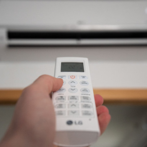 India limitează temperaturile aparatelor de aer condiționat pentru a economisi energie