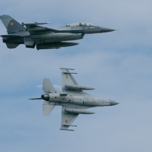 doi avioane F-16 ale forțelor aeriene române au efectuat misiuni de supraveghere în spațiul aerian