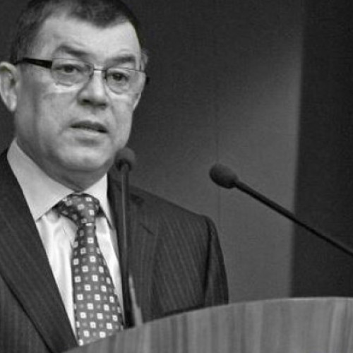 Radu Stroe, fost ministru de interne și politician de marcă al Partidului Național Liberal, a plecat din viață, anunță joi partidul pe Facebook. În mesajul oficial, liberalii au exprimat regretul profund pentru pierderea unui om de stat și coleg de încredere. „Partidul Național Liberal își exprimă regretul profund față de trecerea în neființă a domnului Radu Stroe, liberal convins, om de stat și coleg de nădejde.”