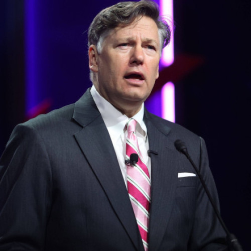 Christopher Landau, numărul doi în diplomația americană, a pus recent sub semnul întrebării rolul NATO într-o postare pe platforma X, pe care ulterior a șters-o. Acest gest a avut loc pe fondul pregătirilor pentru summitul anual al NATO, care va avea loc la Haga și unde se va discuta despre creșterea cheltuielilor pentru apărare și despre războiul Rusiei împotriva Ucrainei, relatează Reuters.