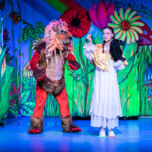 spectacol de teatru și evenimente culturale în weekend în mai multe localități din țară