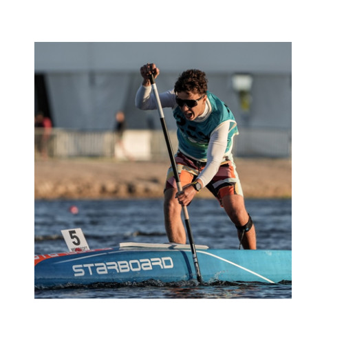 Matei Barbu, tânăr campion mondial la stand-up paddling la 16 ani
