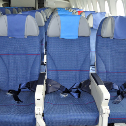 Locul în avion care poate crește șansele de supraviețuire în cazul unui accident aviatic