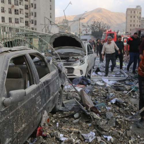 Atac aerian al Israelului asupra siturilor nucleare din Iran și reacțiile locuitorilor din Teheran