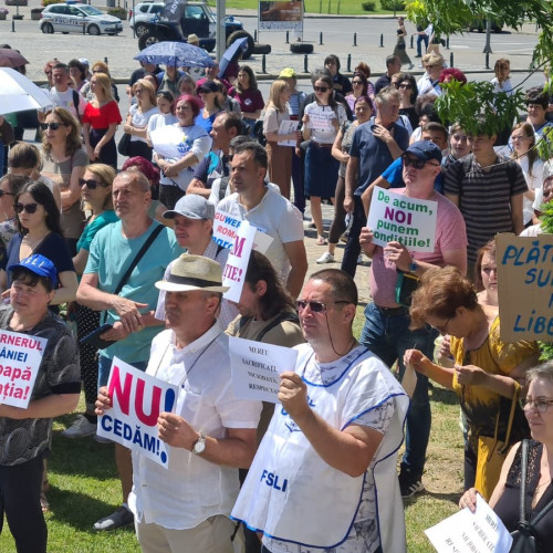 trei federatii sindicale din invatamantul romanesc reiau protestele