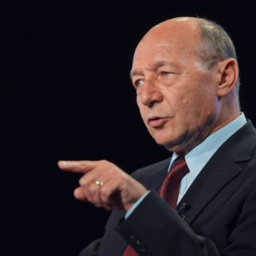 Traian Băsescu, supus unei intervenții de urgență pe cord în Franța