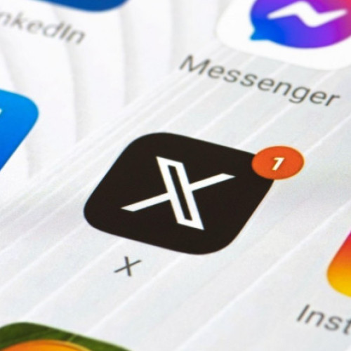 Guvernul francez analizează posibila clasificare a platformei X ca site pornografic