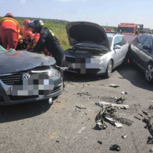 Accident grav pe DN 19 în Bihor: patru victime duse la spital
