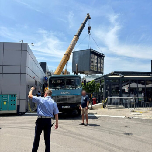 Primăria Sector 6 a demolat șapte chioșcuri și două bariere fără autorizație