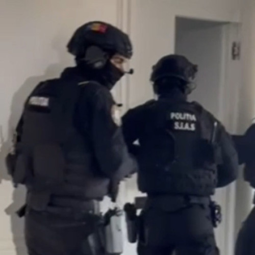 Platformă online de vânzare a drogurilor destructurată în cadrul unei operațiuni internaționale