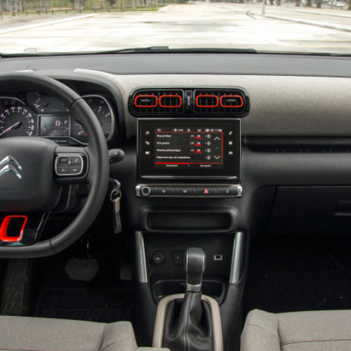 Doi morți în Franța din cauza airbag-urilor defecte Takata