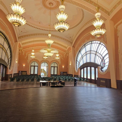 Clădirea reabilitată din Constanța își reia activitatea și se extinde echipa