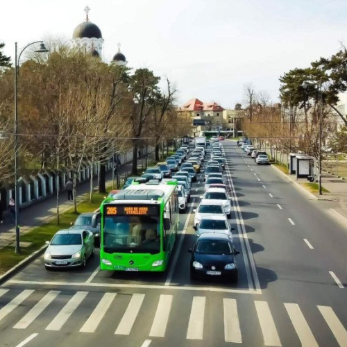 benzi speciale pentru autobuz, ar putea fi folosite legal pentru motociclete și scutere în viitor