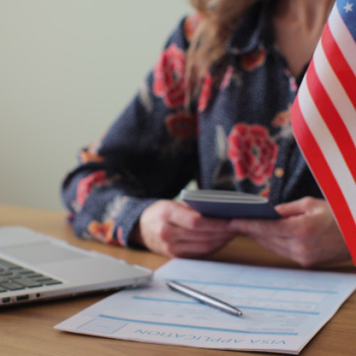 Noile reguli de vize în SUA solicită publicarea conturilor de social media ale studenților străini