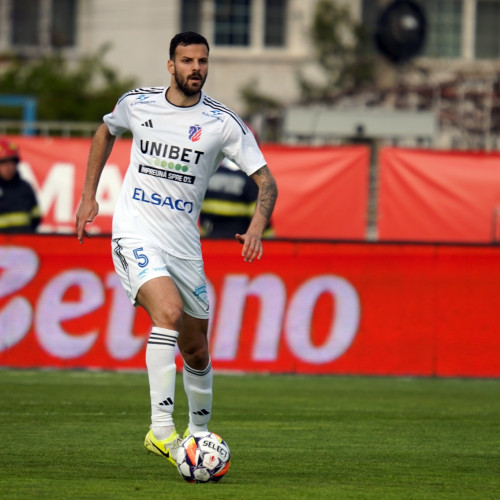 FC Botoșani a anunțat despărțirea de Patricio Matricardi și transferul lui Riad Suta