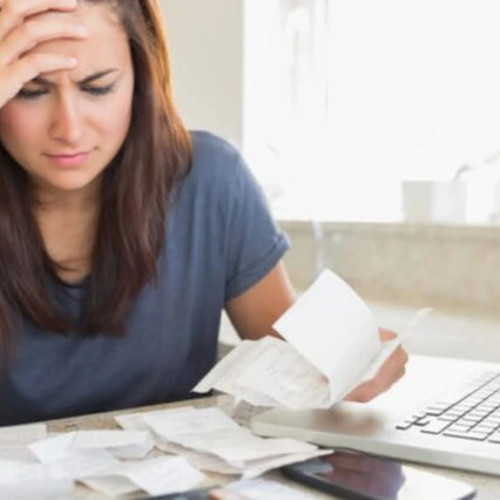 ANRE analizează diferențele de preț la energia electrică după eliminarea plafonului