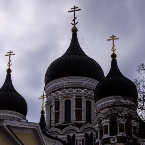 parlamentul eston a interzis legaturile religioase cu lideri din „state ostile”