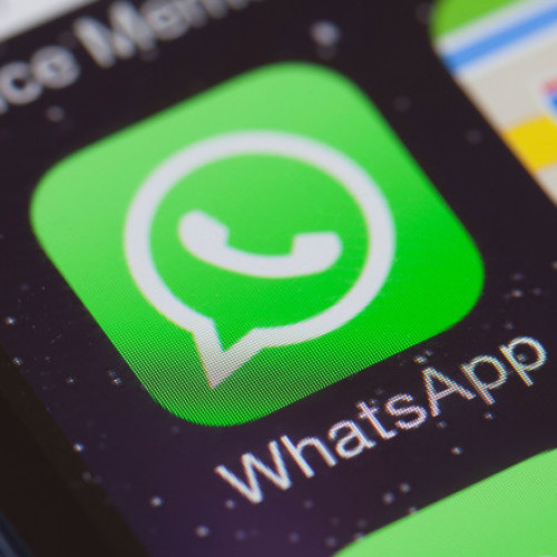 Meta nu va activa reclamele în WhatsApp pentru utilizatorii din Uniunea Europeană cel puțin până anul viitor