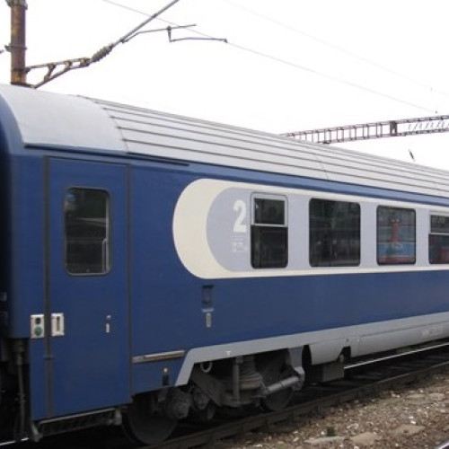 fată de 20 de ani lovită de tren la gara turceni