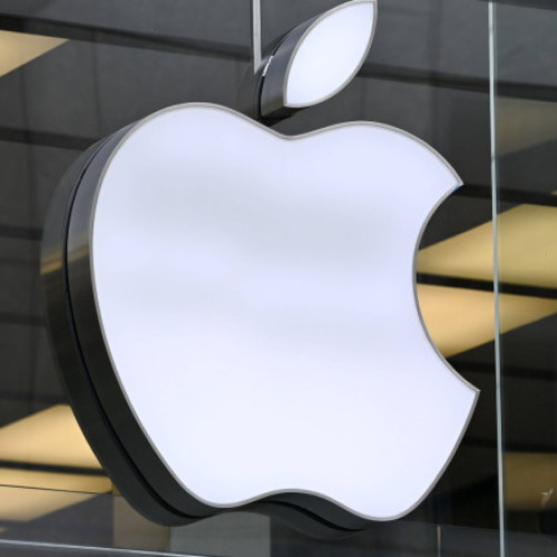 Apple, dată în judecată pentru că ar fi exagerat progresul în AI. Acționarii reclamă pierderi uriașe