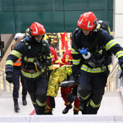 Video&Foto Explozie simulată la metrou, zeci de victime evacuate. Ziua a doua a exercițiului „Seism 2025”