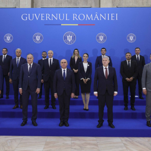 Primele acte normative adoptate de guvernul Bolojan. Care vor fi atribuțiile vicepremierilor fără portofoliu