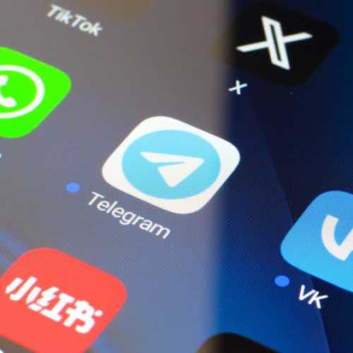 Putin a autorizat crearea unei aplicaţii de mesagerie de stat, pentru a înlocui WhatsApp şi Telegram în Rusia