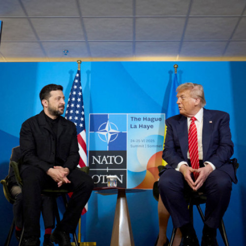 Galerie Foto Diplomația vizuală a lui Volodimir Zelenski. Președintele ucrainean a ales să-și schimbe stilul vestimentar la summitul NATO