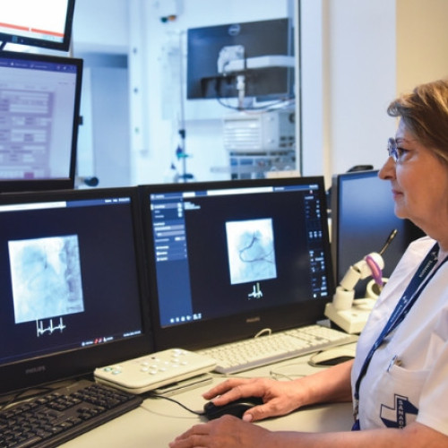 A început să-l doară piciorul în timpul unei călătorii cu avionul. Ce afecțiune gravă avea bărbatul