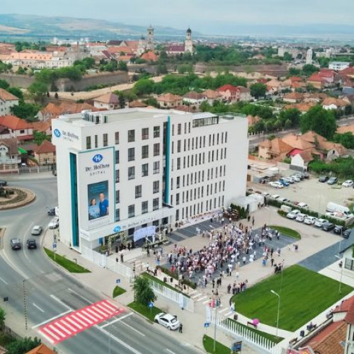 (P) Cel mai mare spital de oftalmologie din Transilvania, inaugurat sub brandul Dr. Holhoș, cu o investiție de 6 milioane de euro